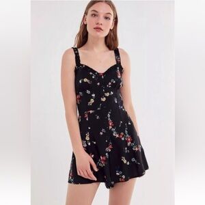 URBAN OUTFITTERS ROMPER